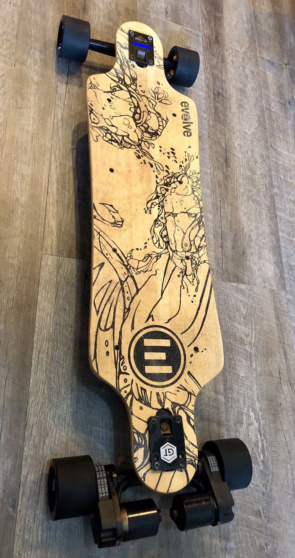 Evolve Bamboo GT electric longboard