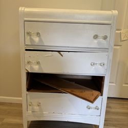 Free Dresser