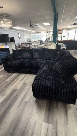 SECTIONAL GIA BLACK 🌹🙏🏼🔥🥳📍🤓