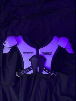 Battle Youth Defender Football Shoulder Pads