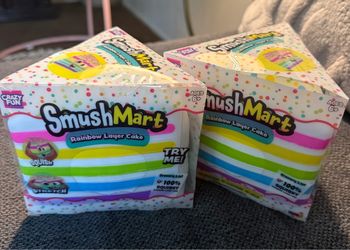 SmushMart Rainbow cake