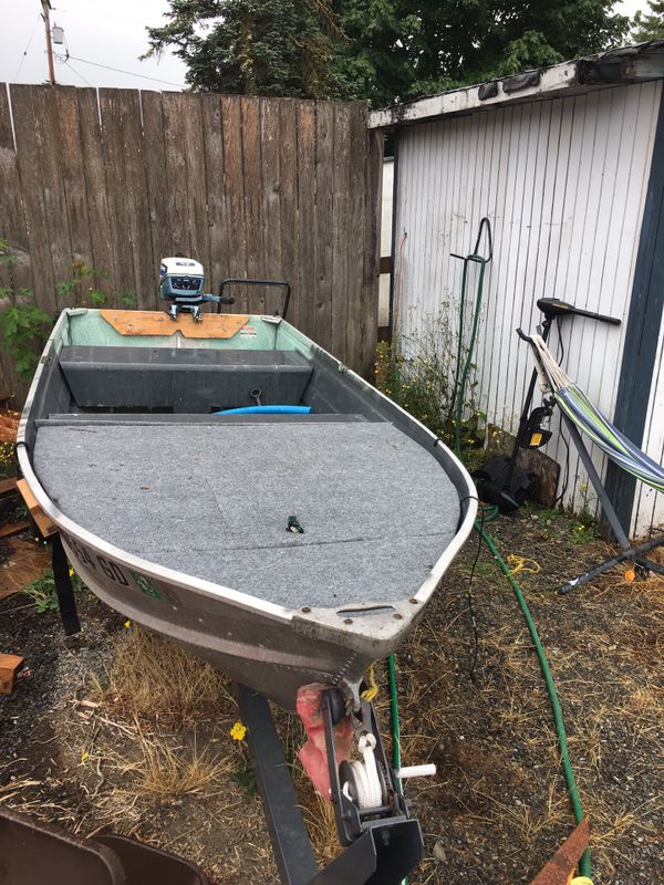 12 ft aluminum boat for Sale in Rochester, WA OfferUp