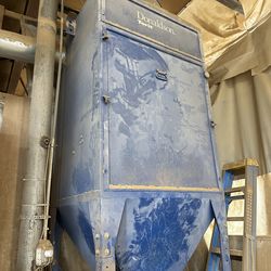 Dust collector vacuum  - Donaldson Torit. Mint condition well maintained