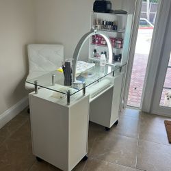 Mesa De Manicura Con Sills