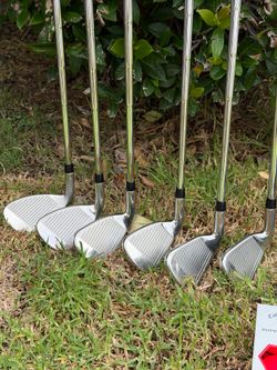 Callaway Edge Golf Club Set RH Stiff Flex, Driver - SW