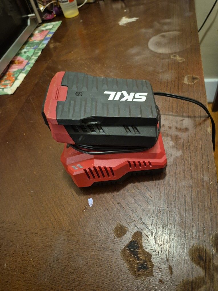 Skil Power Core 40 Battery And Charger