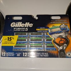 Gillette Fusion 5.     12 Pack