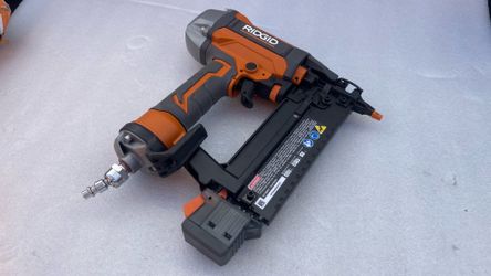 RIDGID Pneumatic 18-Gauge 2-1/8 in. Brad Nailer with CLEAN DRIVE Technology