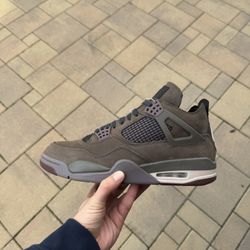 A Ma Maniere x Jordan 4 Dark Mocha size 10.5