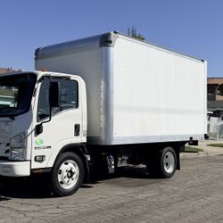 2018 Isuzu Npr XD Low Miles