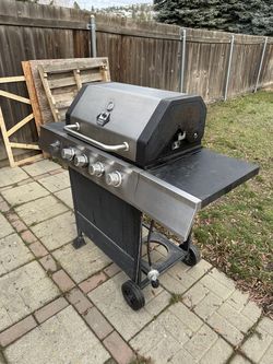 Range Master 4 burner Grill