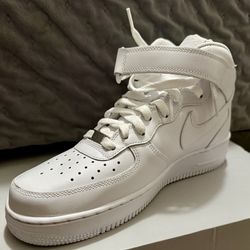 Nike Air Force 1 Mid ‘07