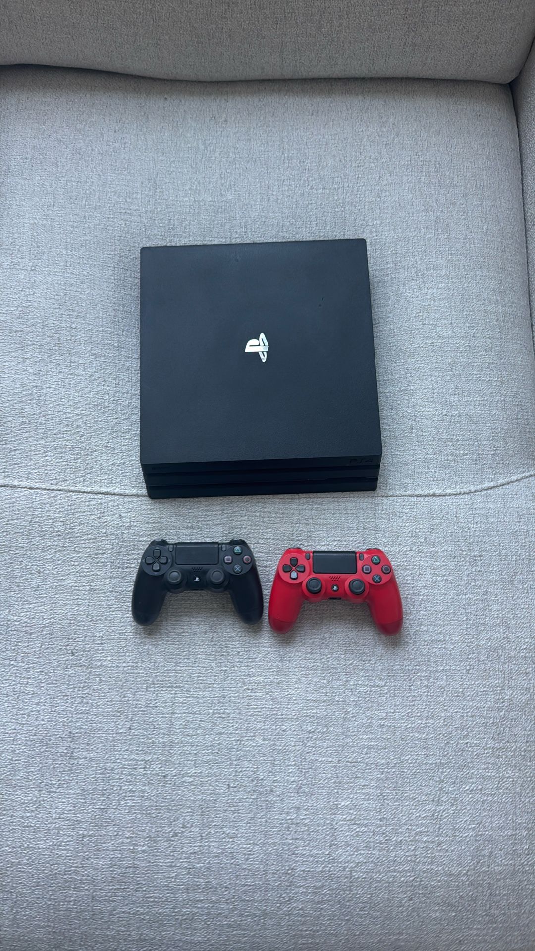 PS4 PRO 1 TB