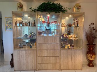 Lighted Wall unit