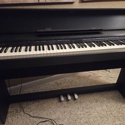 Roland DP-90 Digital Piano