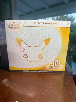 Pokémon 30th Celebration Elite Trainer Box