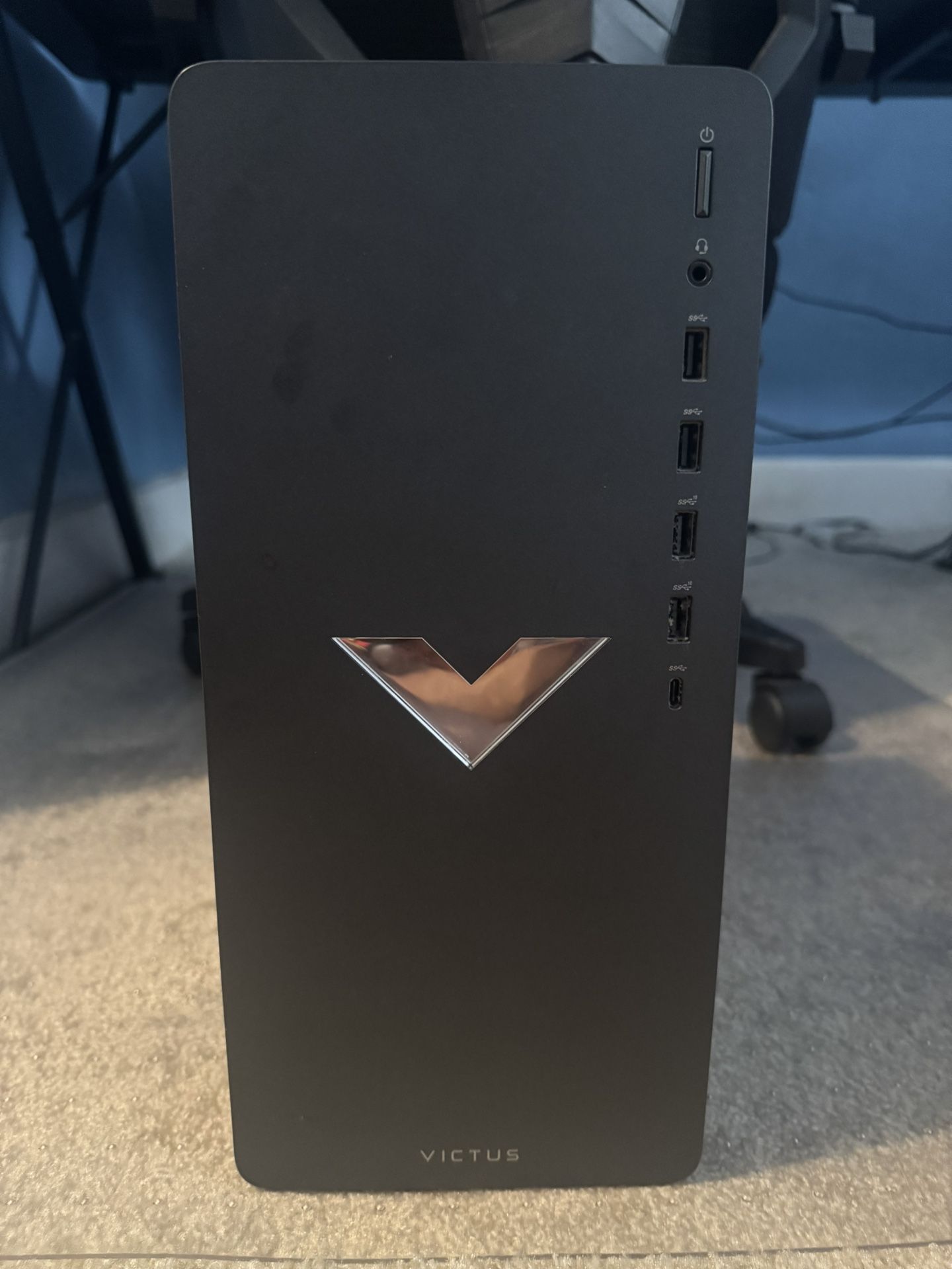 VICTUS GAMING PC