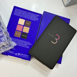 Eyeko Limitless Eyeshadow Palette in Bare