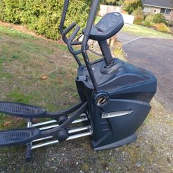 Octane Fitness Eliptical