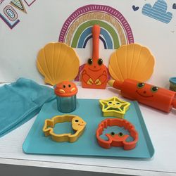 MELISSA N DOUG SEASIDE SIDEKICK - 11 PIECE BEACH PLAYSET