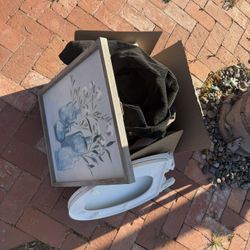 FREE CURB PICKUP -8105 Dorchester Street, Spring Valley 91977