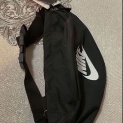 New Nike Fanny Pack 