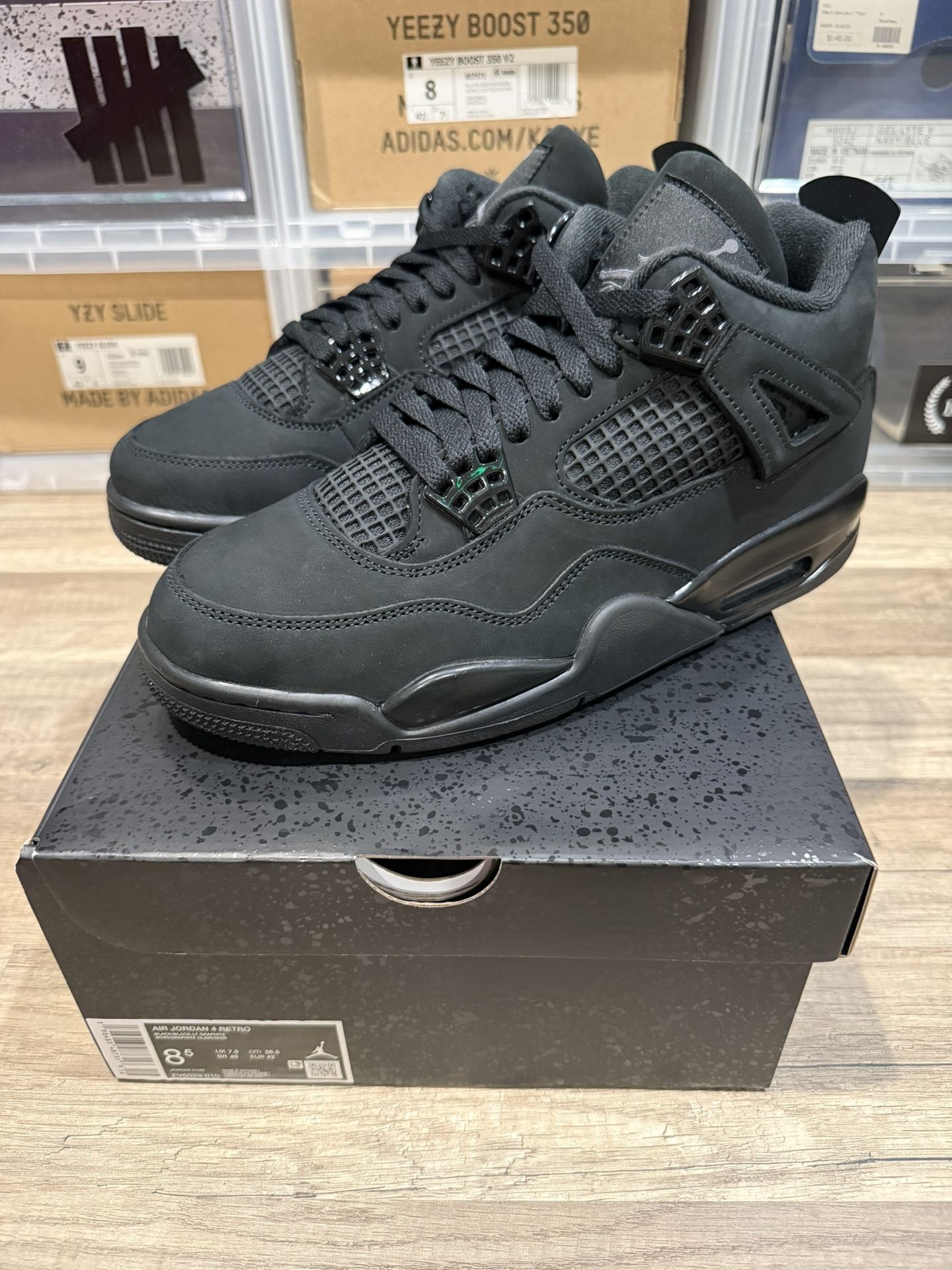 Jordan 4 Retro/ Black Cats/ Size 8.5