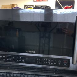 Exercise Equipment / Samsung Over The range microwave