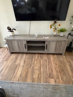 Tv stand