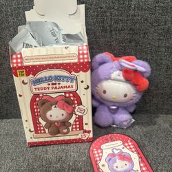Hello Kitty Teddy Pajamas Blind Box (opened)