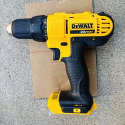 Dewalt 20V Max Cordless 1/2 in. Drill/Driver (TOOL ONLY/SOLO LA HERRAMIENTA)