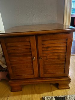 Vintage Ethan Allen record table