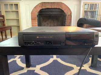 Hitachi VCR Hi-Fi VT-F330A in great condition