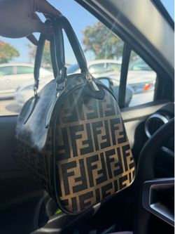 “Fendi” purse