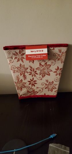 Christmas Tree Collar/ Cover 22"