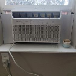 Window Ac In Excellent Condition 
