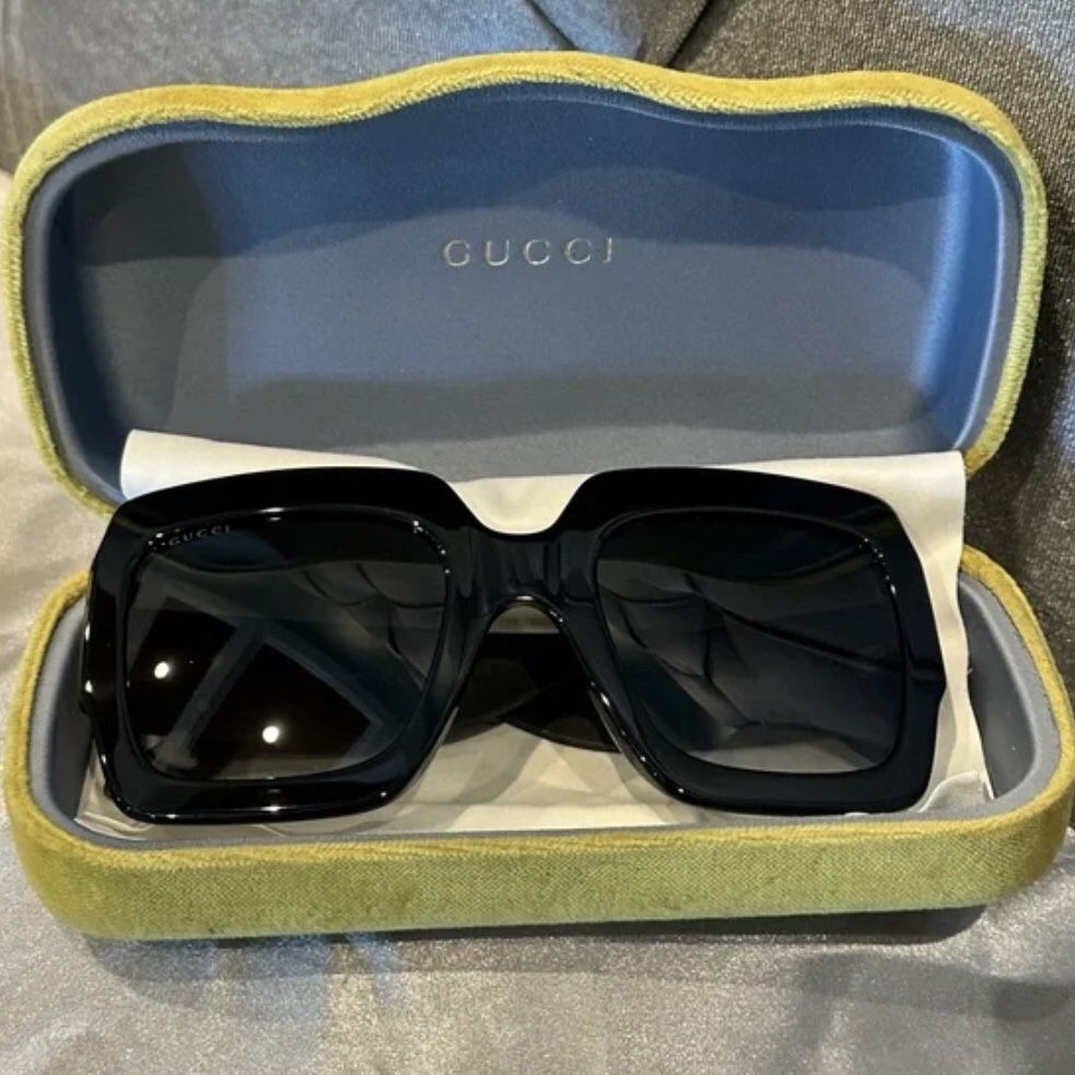 Chanel Pantos Sunglasses - Silver/Light Brown Lens for Sale in Riverside,  CA - OfferUp