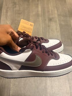 Burgundy nike dunks