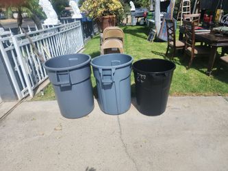 Trash can