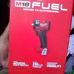 Milwaukee 3/8 Impact Wrench With Friction Ring