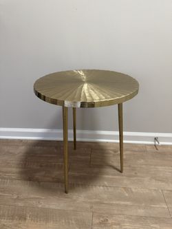 Gold table