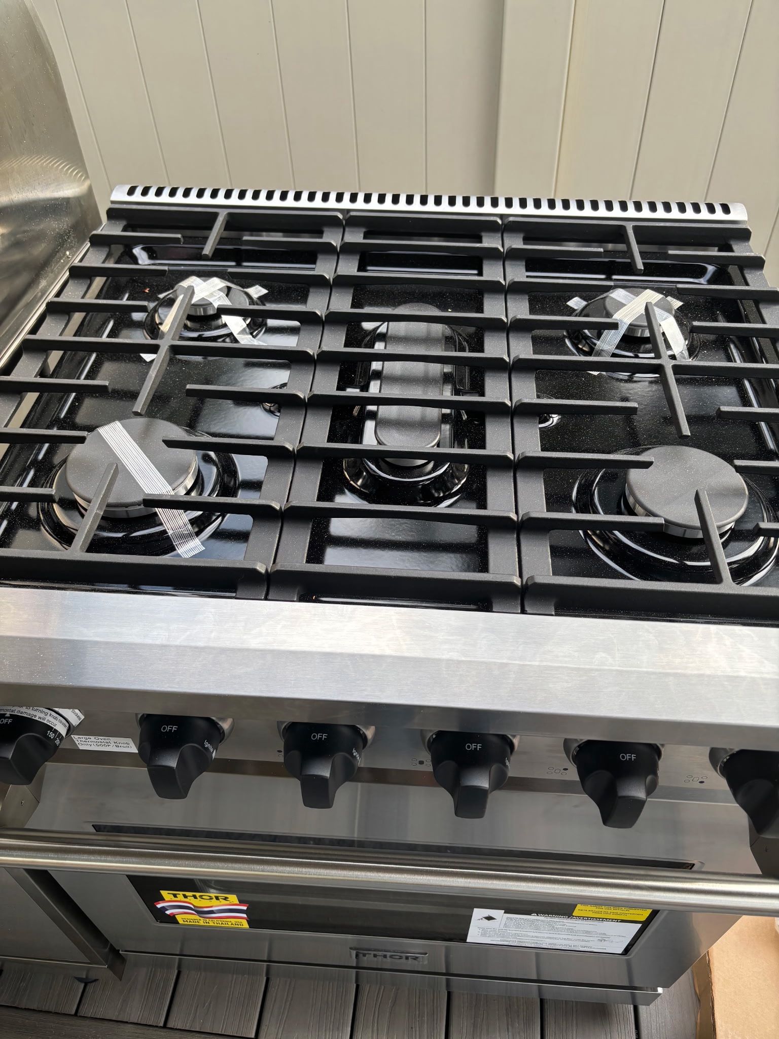 Brand New Thor Kitchen 36in Gas Range