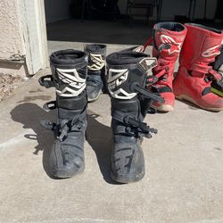 Youth dirt bike boots