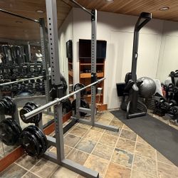Rack, Barbell & Weights