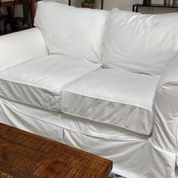 White 2-seater Sofa With Slipcover 