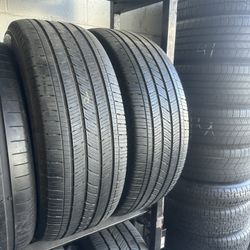 PAIR OF TIRE 255 55 20 Michelin 85% LIFE