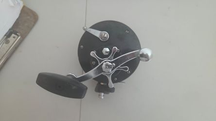 Penn 309 reel $35