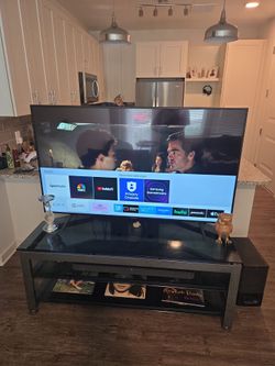 65 Samsung smart tv 200$