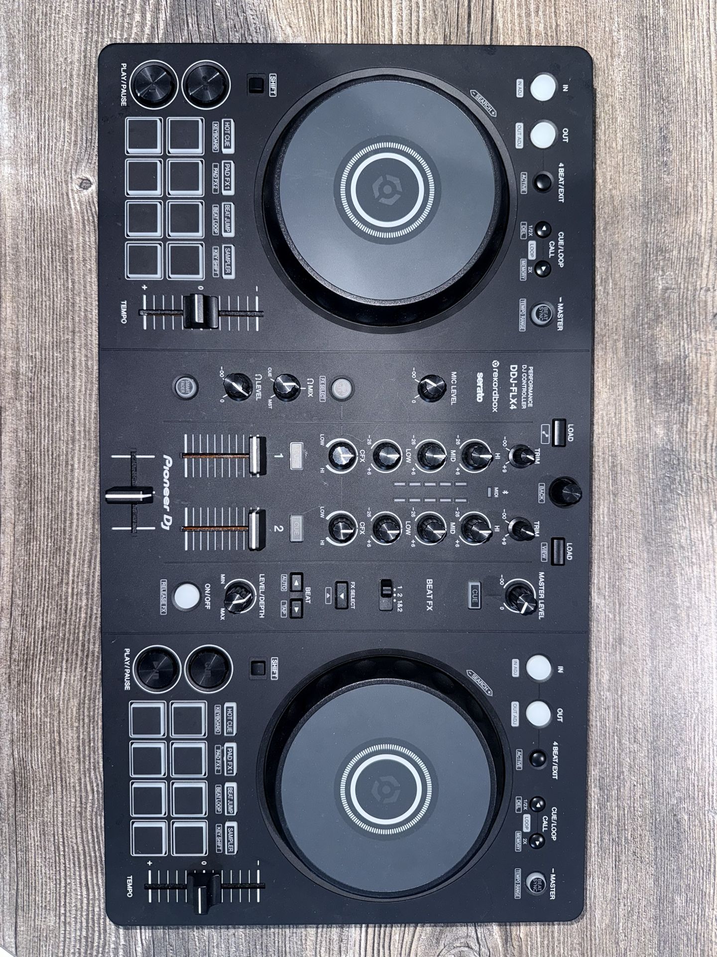 🎧 Controlador DJ Pioneer DDJ-FLX4 (como nuevo, con cables incluidos) 🎶