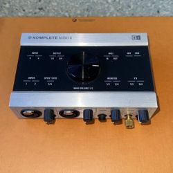Komplete Audio 6 Interface